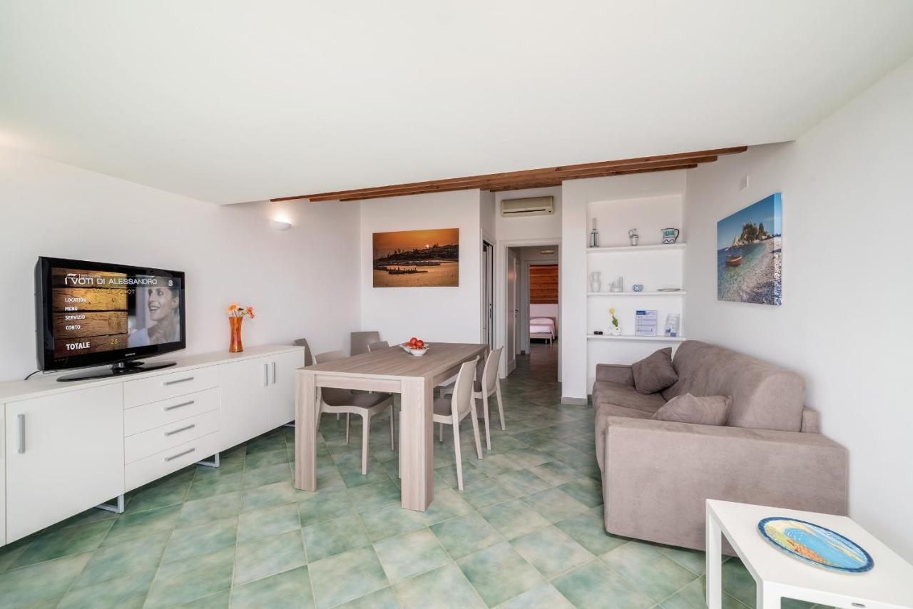 Archimede, Appartamento Con Vista In Centro A Marina Di Ragusa Exterior foto