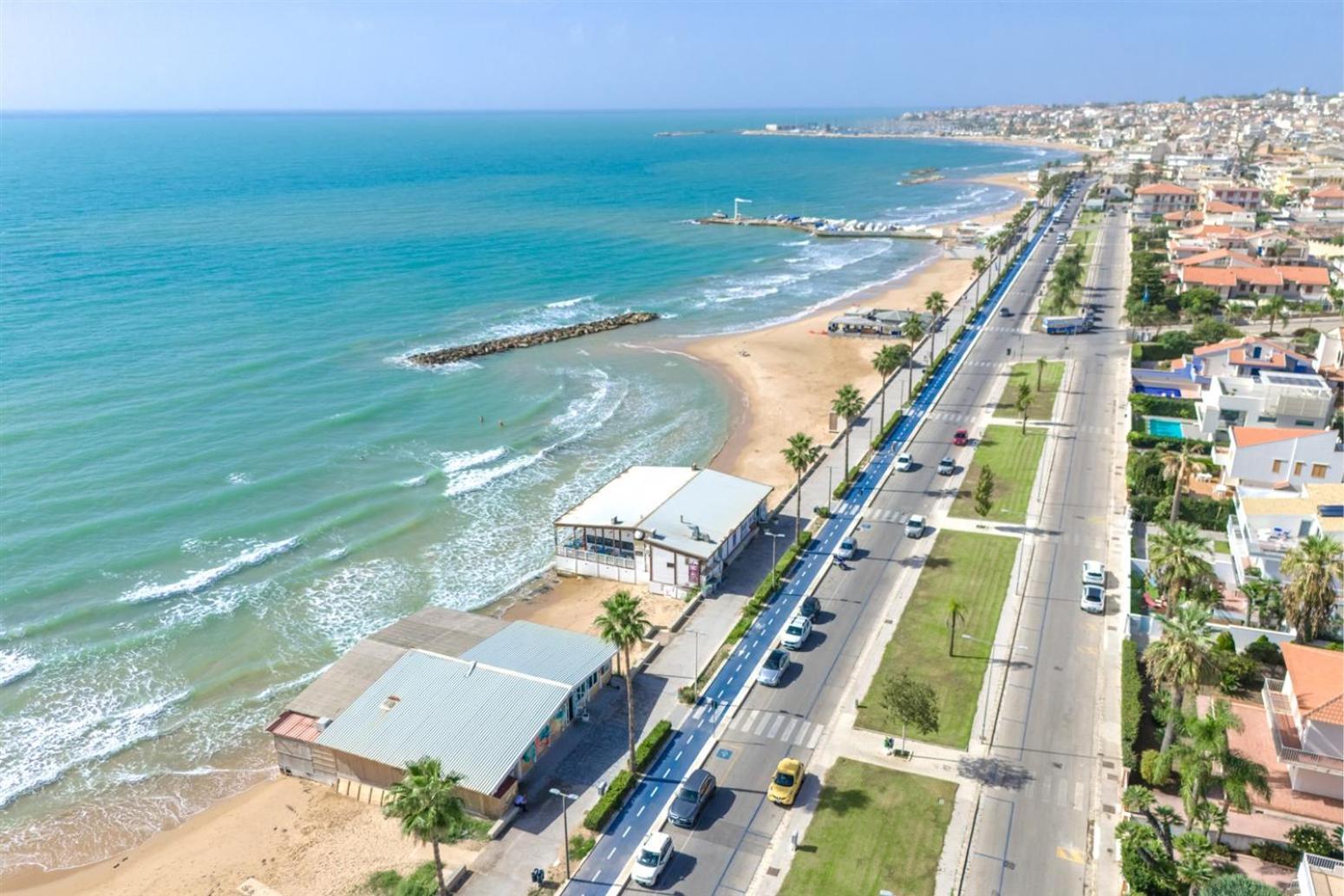 Archimede, Appartamento Con Vista In Centro A Marina Di Ragusa Exterior foto